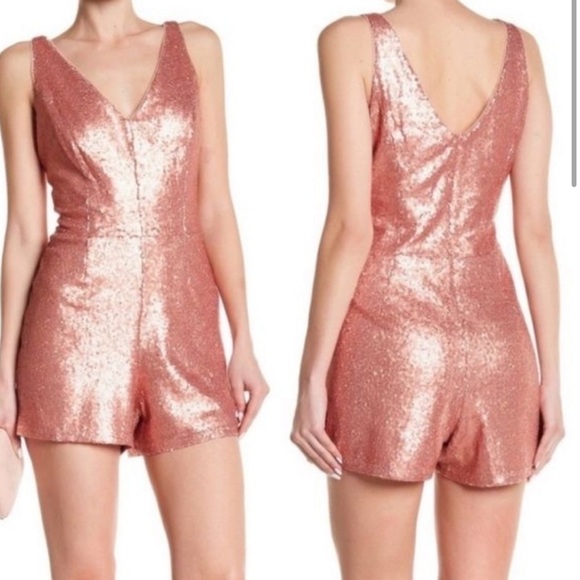 Marina Blush Pink Sequin Sleeveless Shorts Romper SIZE XS - Picture 2 of 8